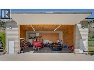 4767 Grandview Flats N Road. Armstrong, British Columbia