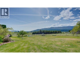 4767 Grandview Flats N Road. Armstrong, British Columbia