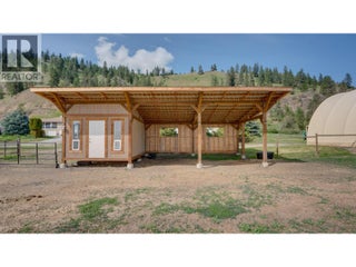 4767 Grandview Flats N Road. Armstrong, British Columbia