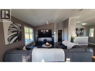 2670 Glenmore Rd Road. Kelowna, British Columbia