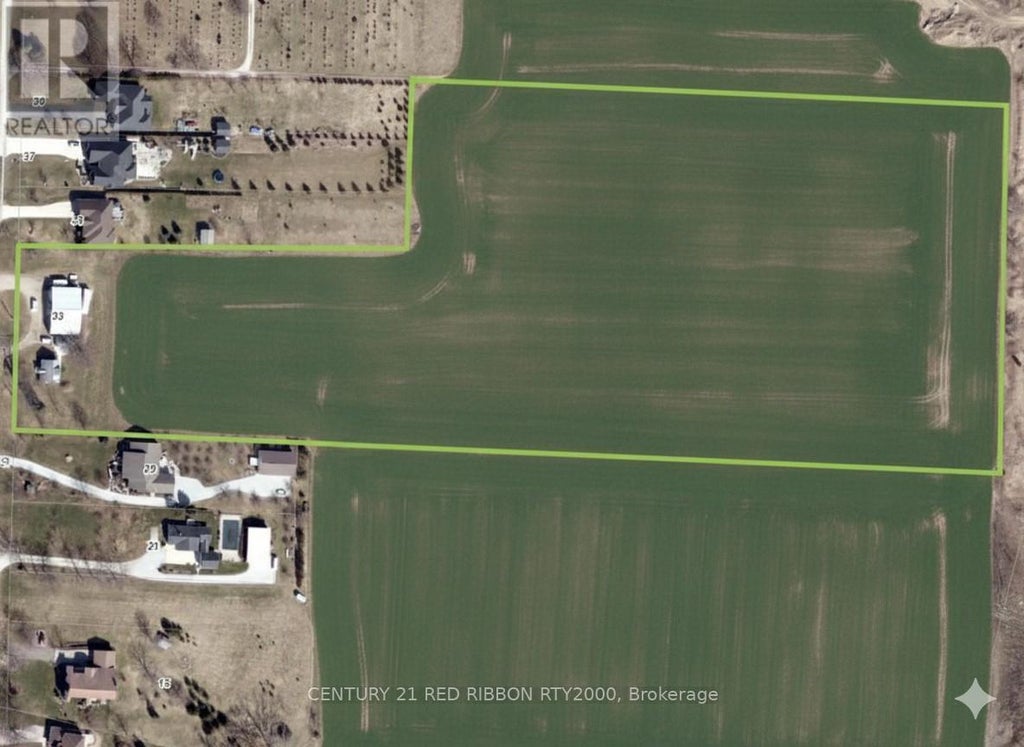 33 Beechwood Avenue, Lambton Shores (forest)