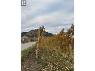 5803 Lewes Avenue. Summerland, British Columbia