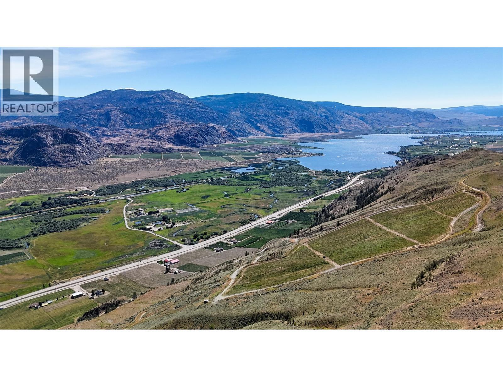 3668 Fruitvale Way. Oliver, British Columbia