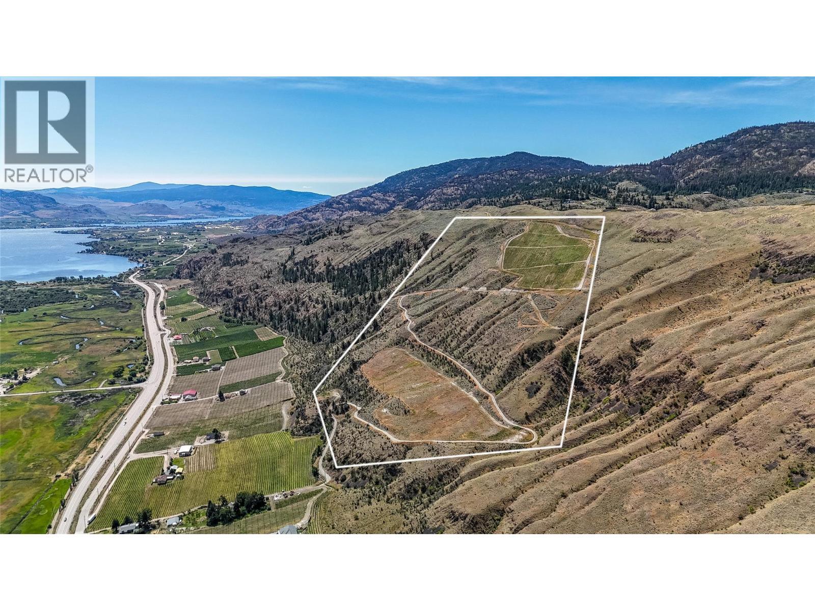 3668 Fruitvale Way. Oliver, British Columbia