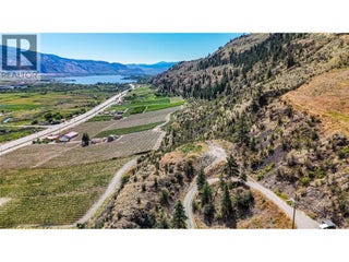 3668 Fruitvale Way. Oliver, British Columbia