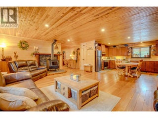 1519 Highway 6 Highway. Cherryville, British Columbia