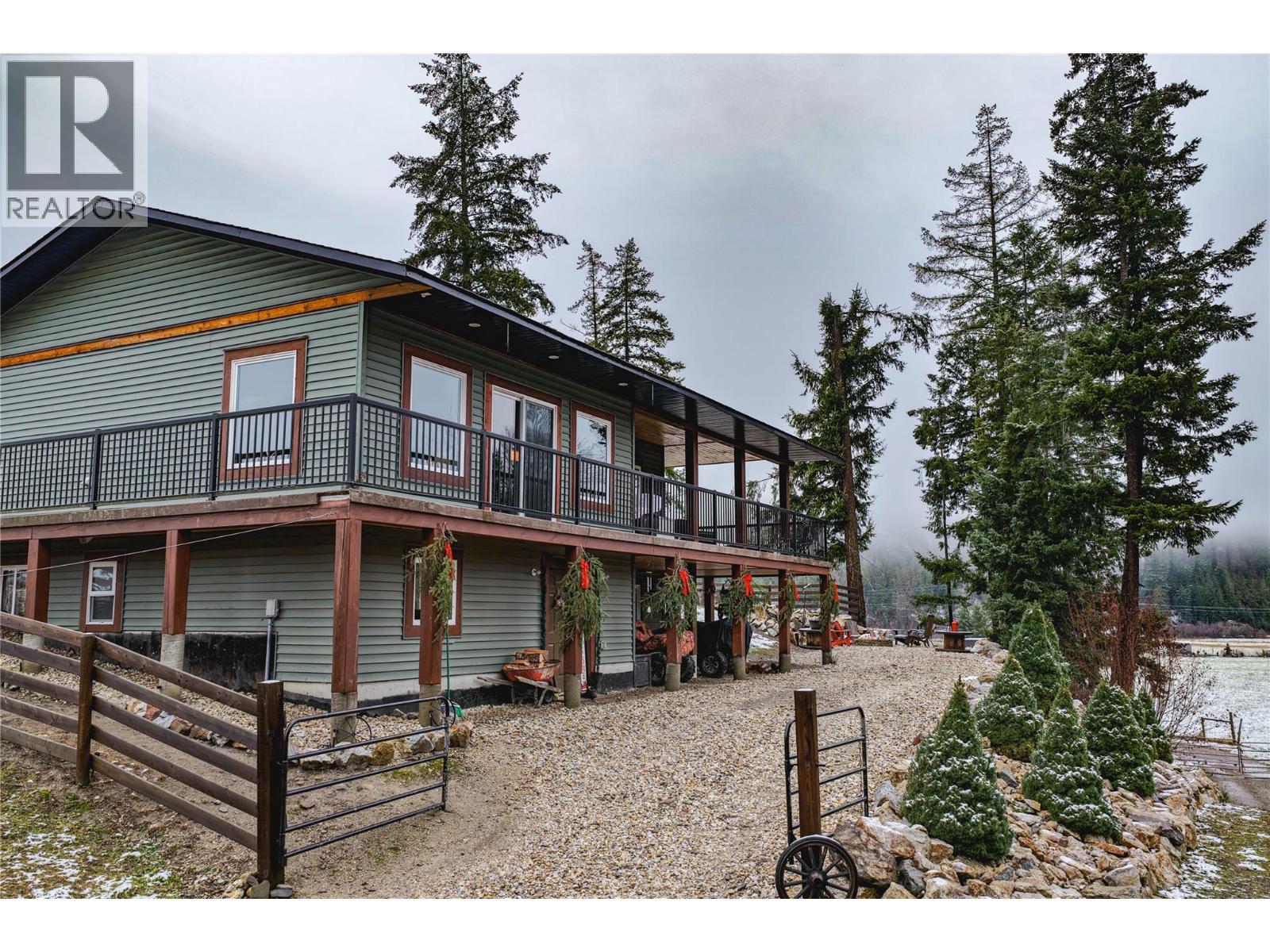 1519 Highway 6 Highway. Cherryville, British Columbia