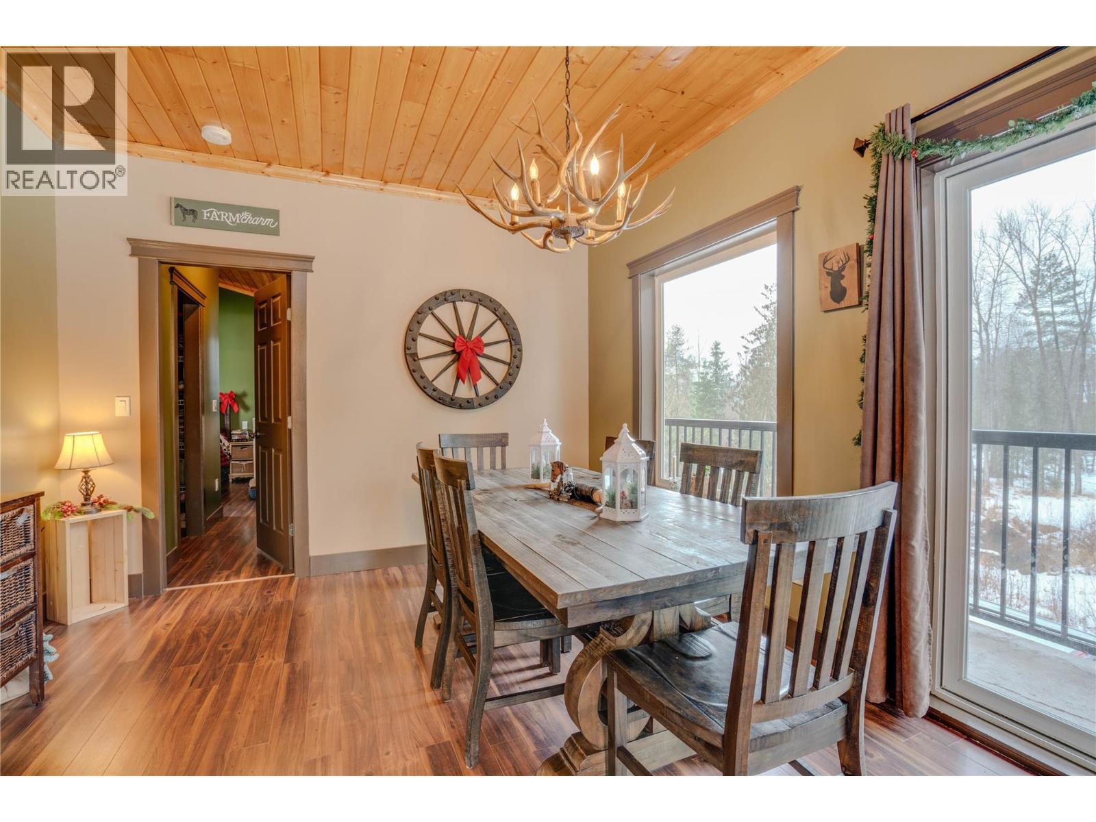 1519 Highway 6 Highway. Cherryville, British Columbia