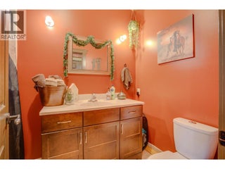 1519 Highway 6 Highway. Cherryville, British Columbia