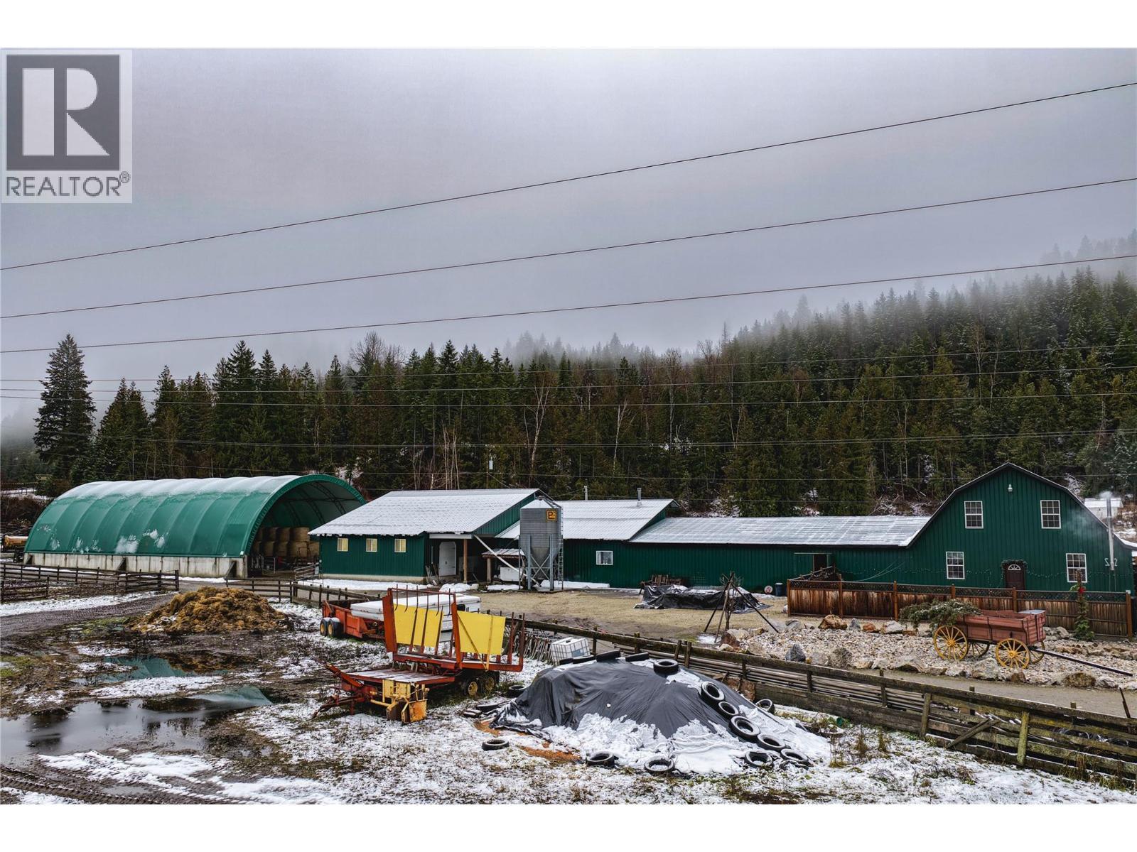 1519 Highway 6 Highway. Cherryville, British Columbia