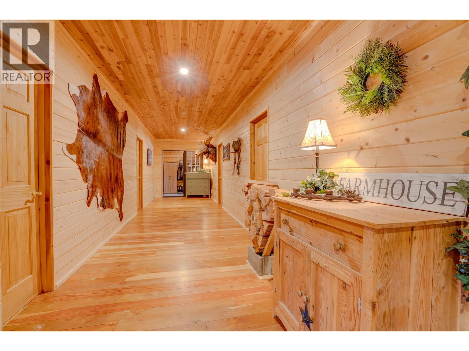 1519 Highway 6 Highway. Cherryville, British Columbia