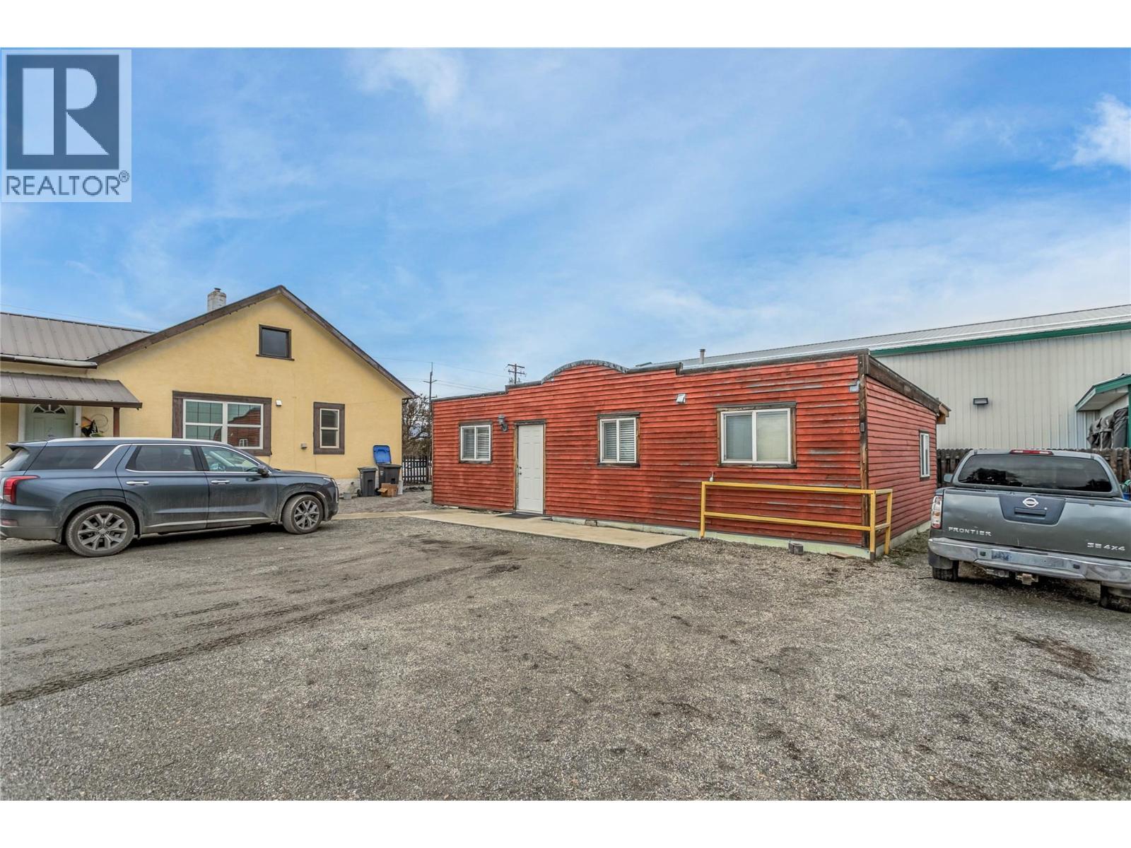 1685 Rutland Road N. Kelowna, British Columbia