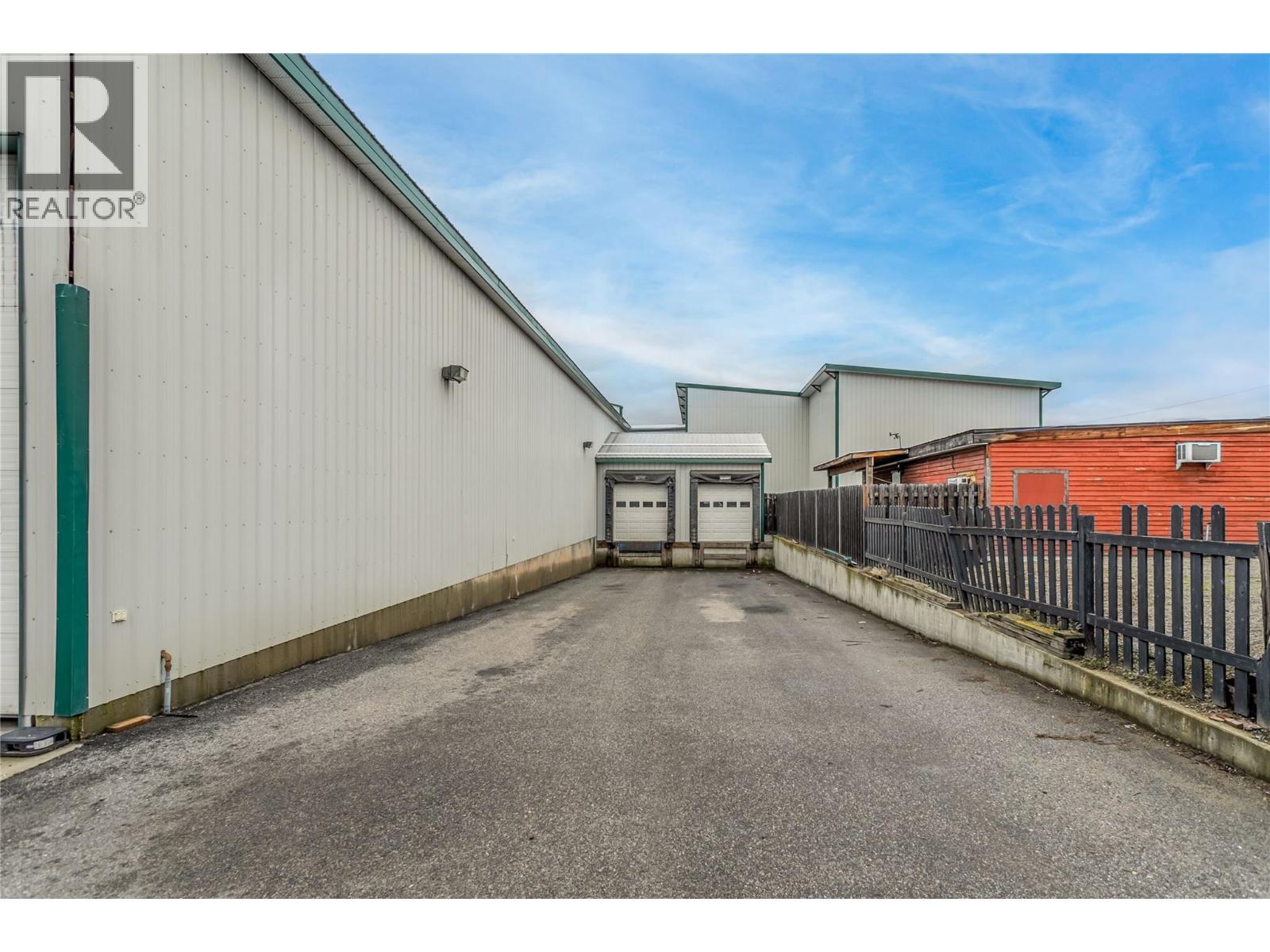 1685 Rutland Road N. Kelowna, British Columbia