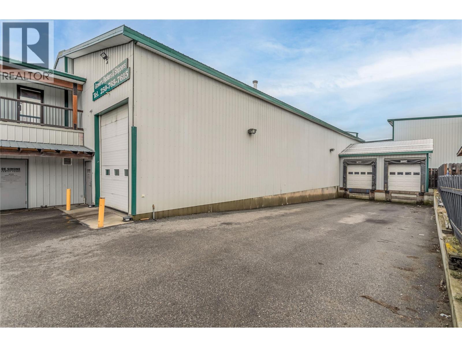 1685 Rutland Road N. Kelowna, British Columbia