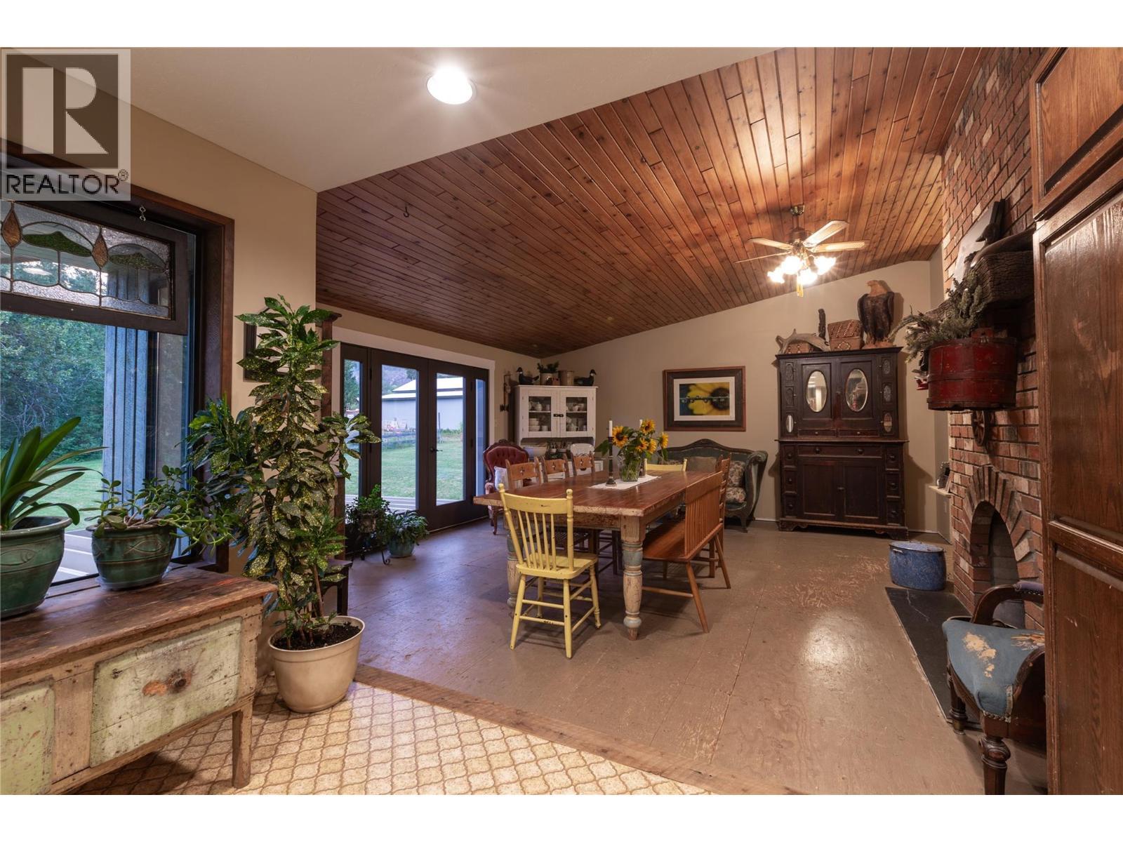 2523 Evans Road. Celista, British Columbia