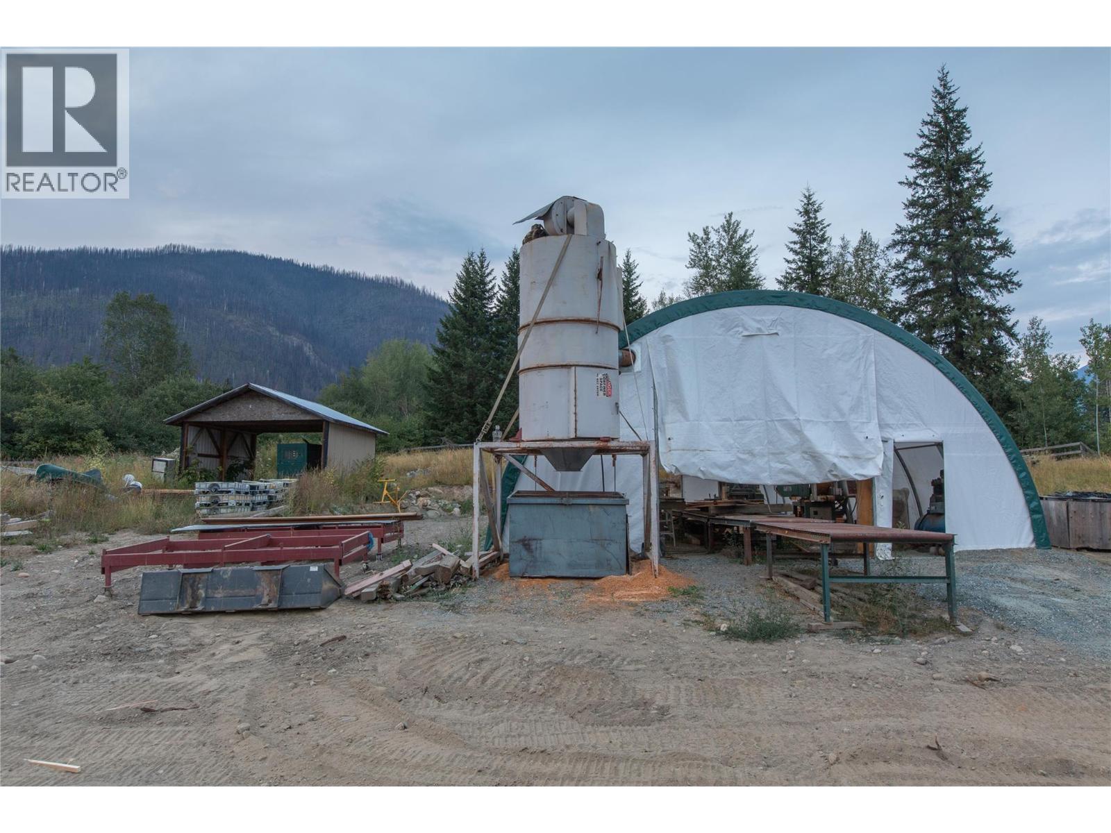 2523 Evans Road. Celista, British Columbia