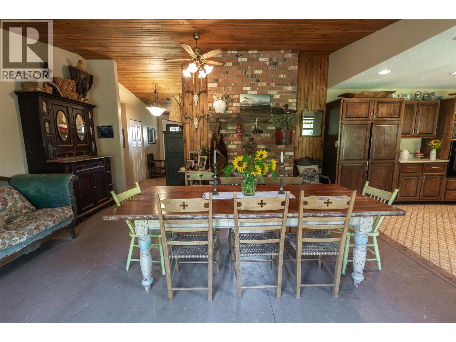 2523 Evans Road. Celista, British Columbia