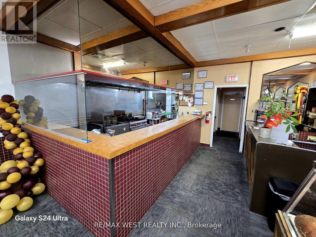 2 - 1646 Victoria Park Avenue, Toronto (victoria Village)