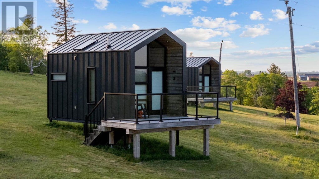 17025 Trans-canada Highway, Bonshaw