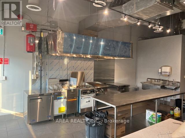 B112 - 3272 Midland Avenue, Toronto (milliken)