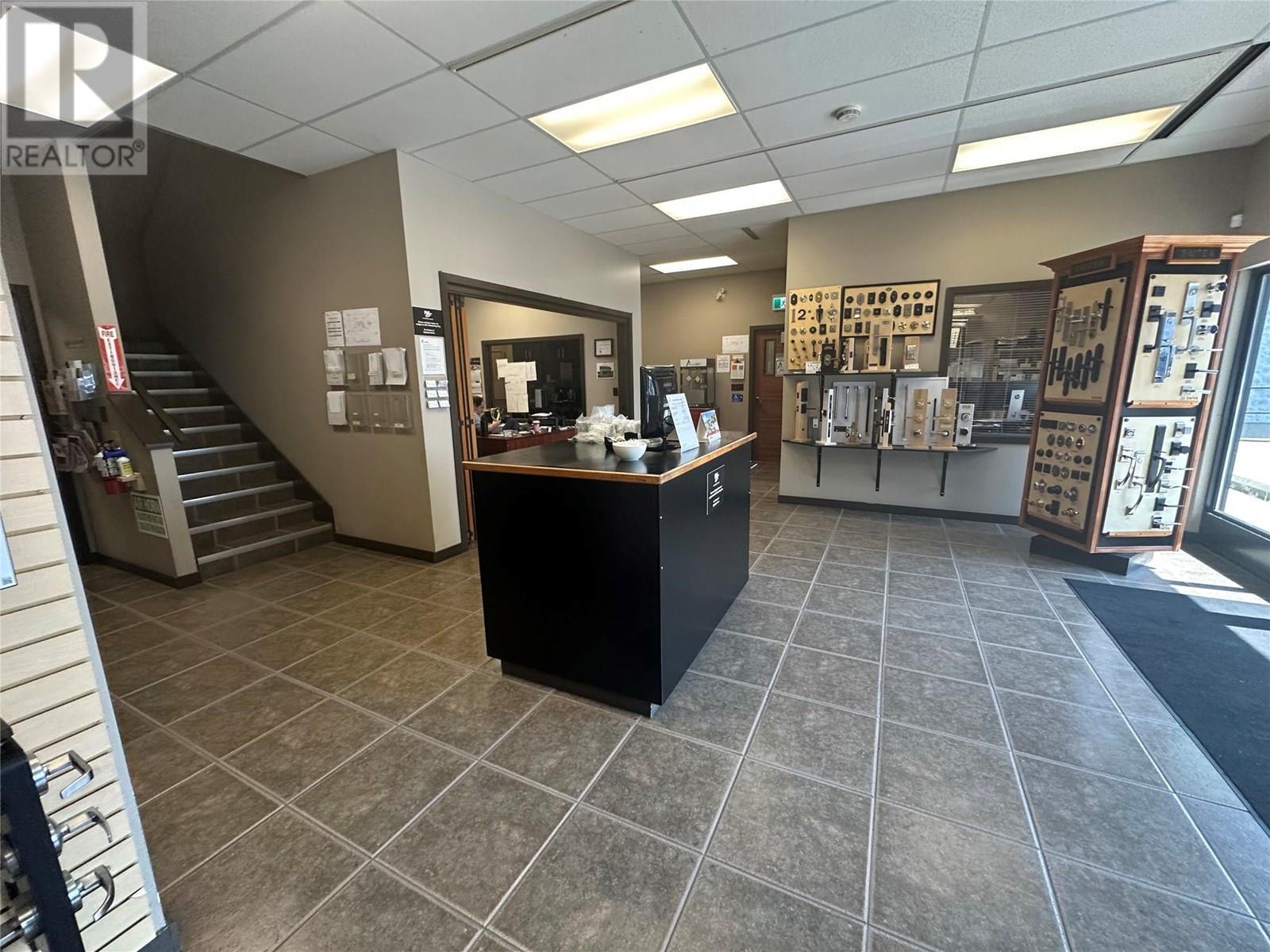 1418-1420 Hunter Court. Kelowna, British Columbia