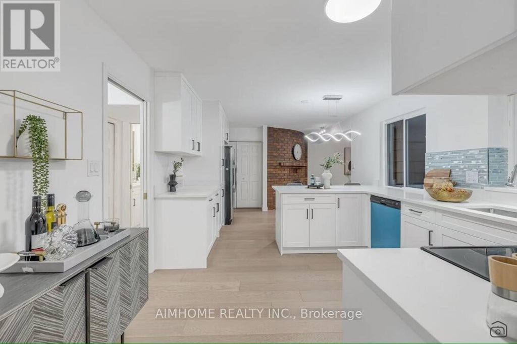 #3 - 67 Steelcase Road W, Markham (milliken Mills West)