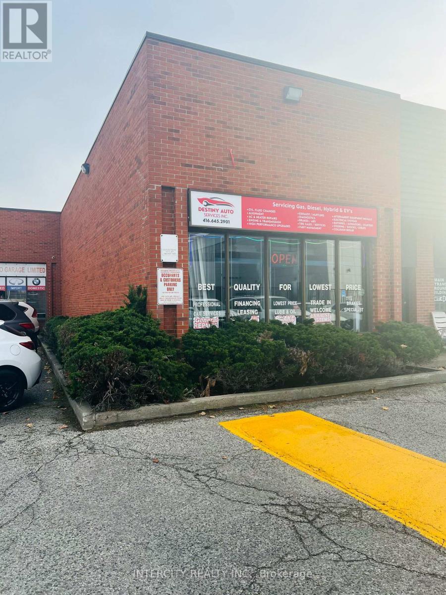 34 - 2901 Steeles Avenue W, Toronto (york University Heights)