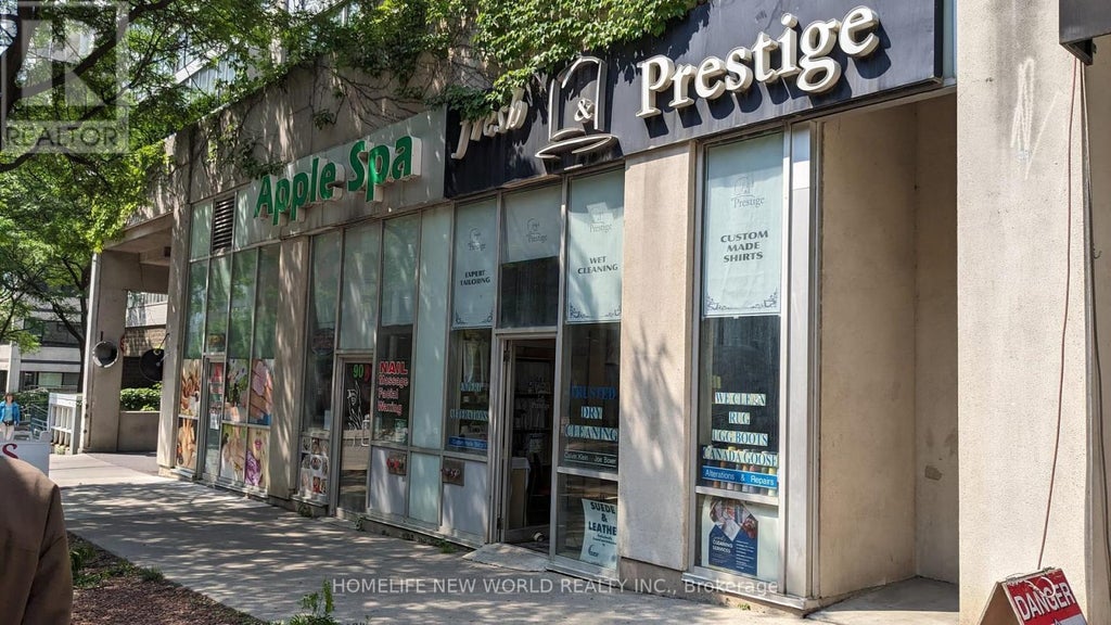 94 Holly Street, Toronto (mount Pleasant West)