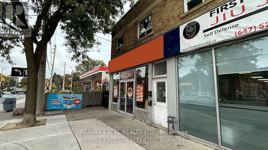 1041 Coxwell Avenue, Toronto (east York)