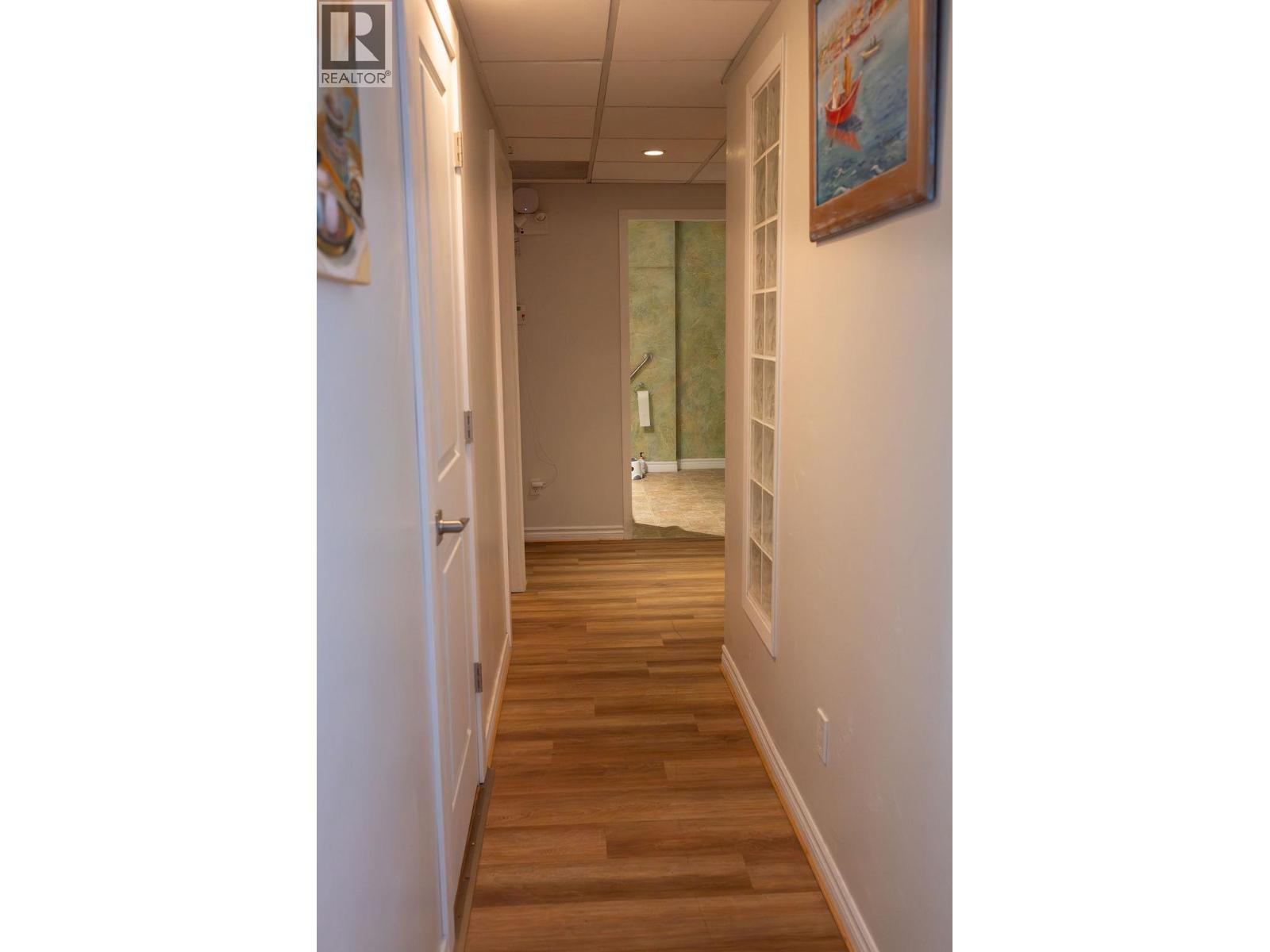 545 Lawrence Avenue Unit# 101a. Kelowna, British Columbia