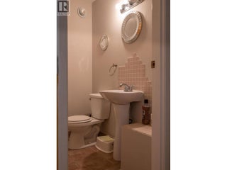 545 Lawrence Avenue Unit# 101a. Kelowna, British Columbia