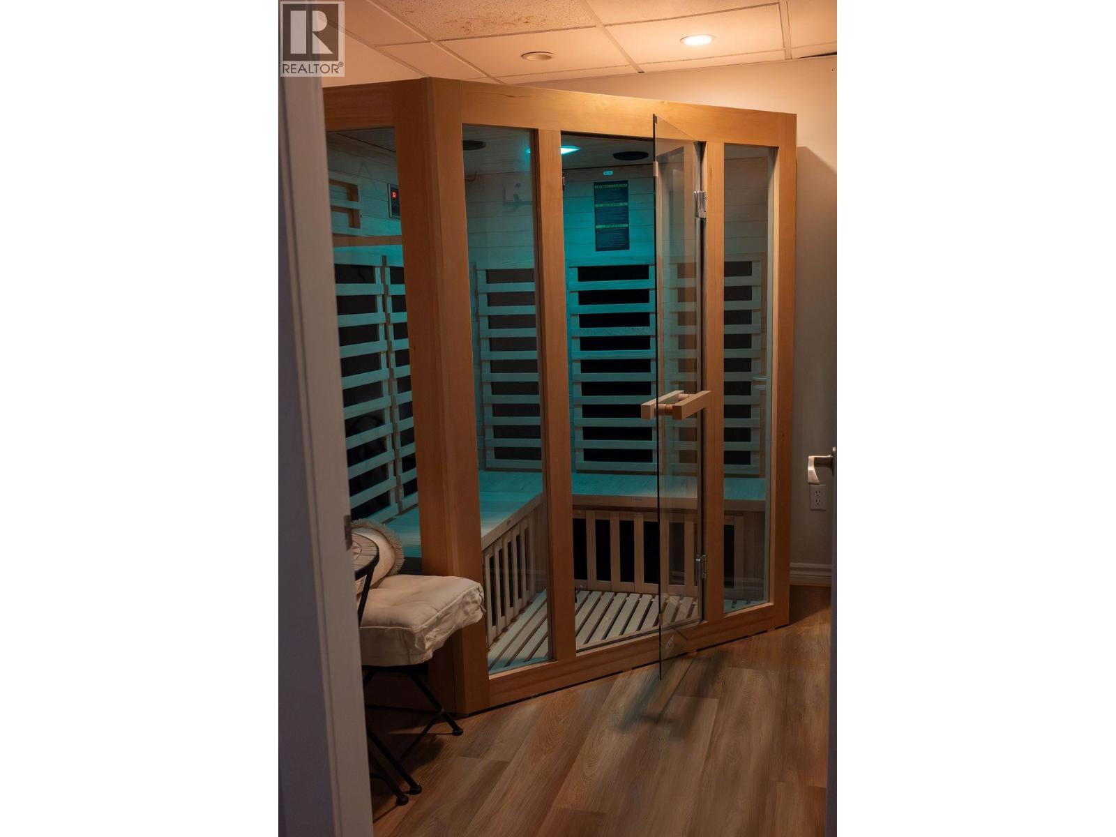 545 Lawrence Avenue Unit# 101a. Kelowna, British Columbia