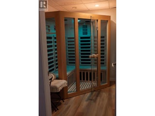 545 Lawrence Avenue Unit# 101a. Kelowna, British Columbia