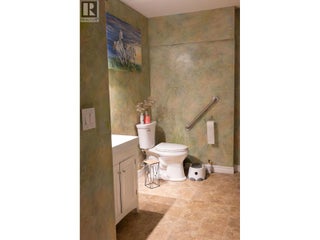 545 Lawrence Avenue Unit# 101a. Kelowna, British Columbia