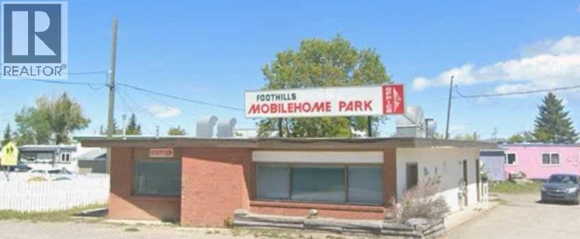 1025 Waterton Avenue, Pincher Creek