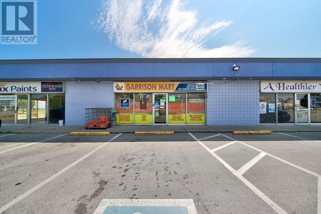 1235 Garrison Road, Fort Erie (crescent Park)