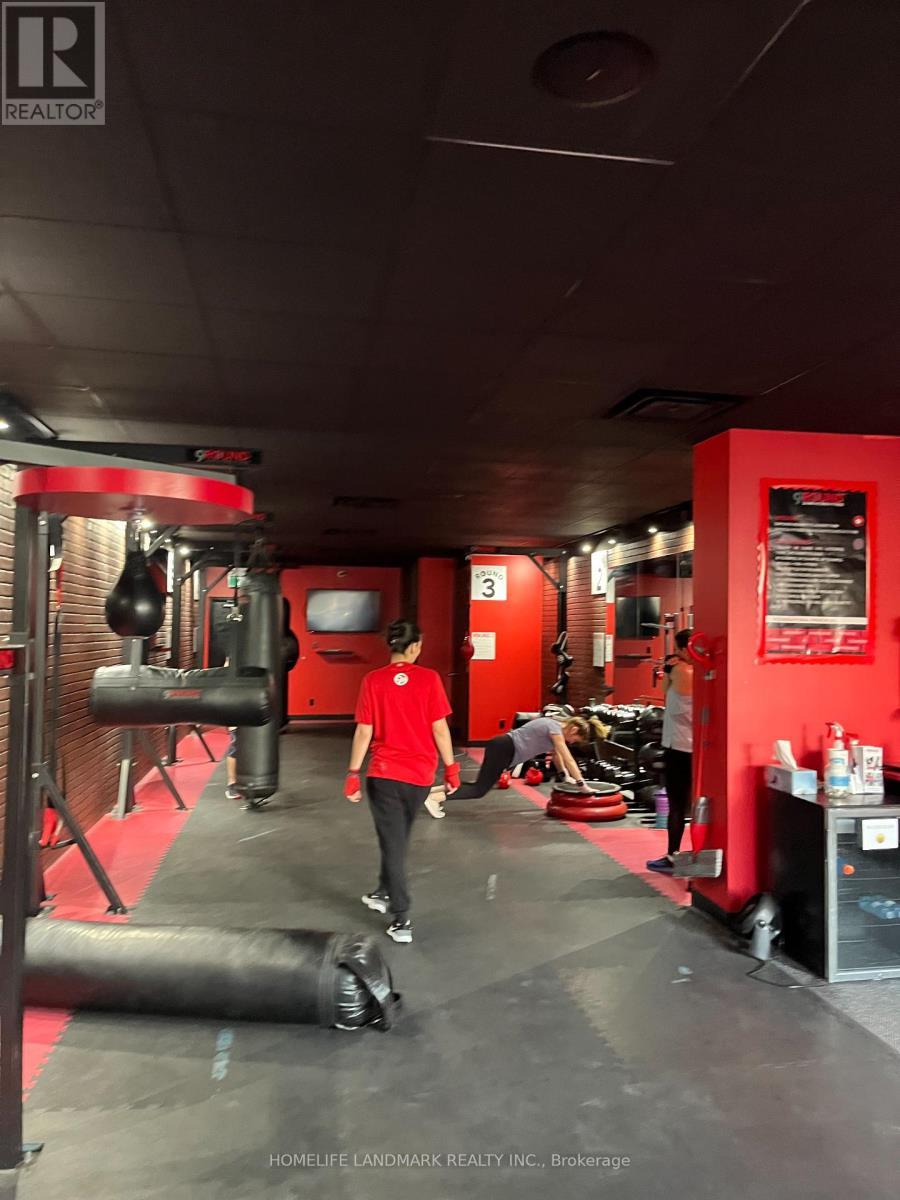 B - 1560 Bayview Avenue W, Toronto (mount Pleasant East)