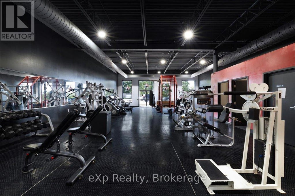 2 - 7999 Wellington Road 109 Road, Wellington North