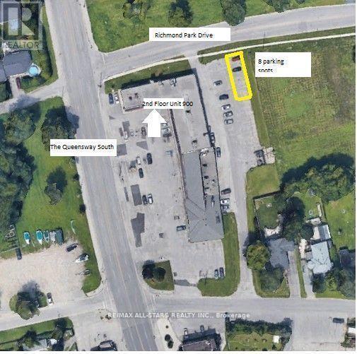 Second Floor Unit 900 - 213 The Queensway Avenue S, Georgina (keswick North)