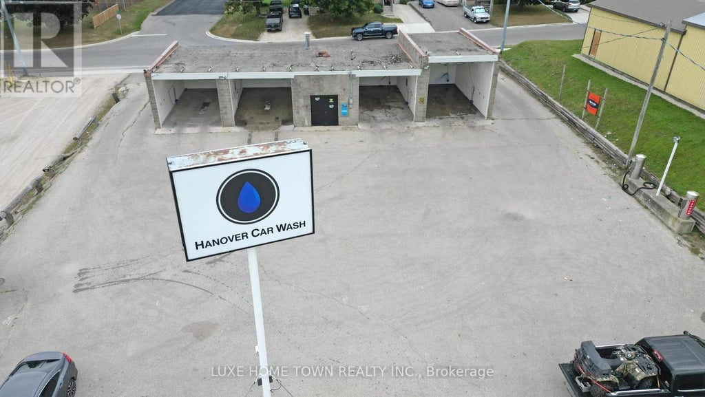 683 11th Street, Hanover