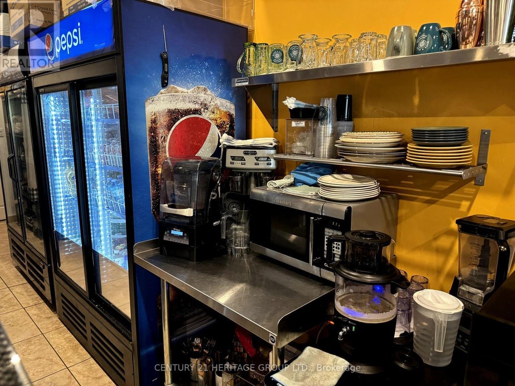 2 - 30 Main Street, Newmarket (central Newmarket)