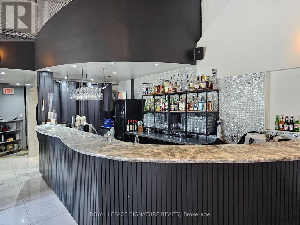 129 Rowntree Dairy Road, Vaughan (pine Valley Business Park)