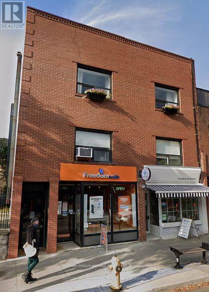 750 Queen Street E, Toronto (south Riverdale)