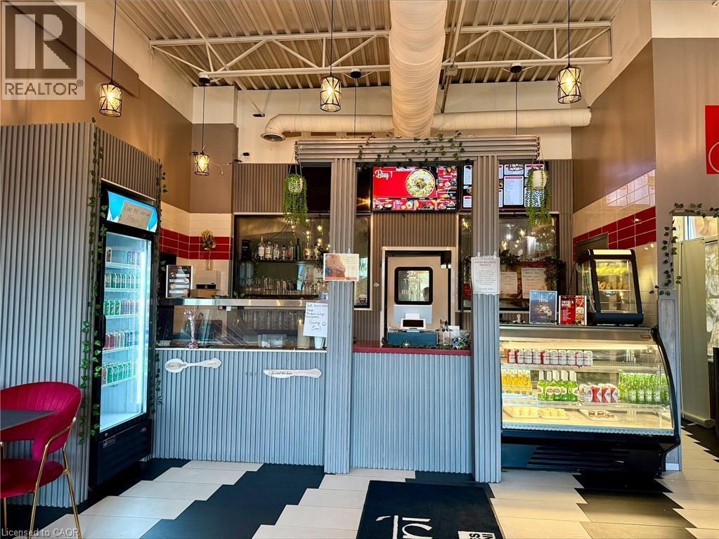 825 Saginaw Parkway, Cambridge