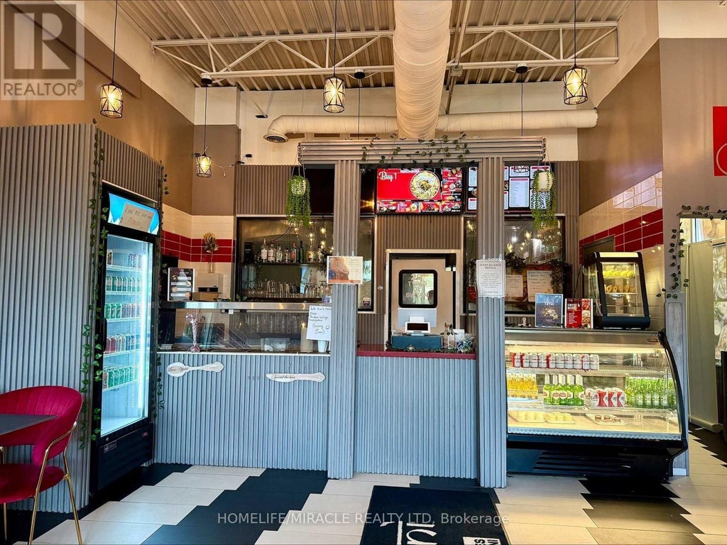 4 - 825 Saginaw Parkway, Cambridge