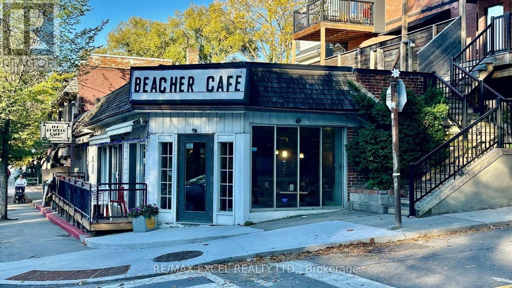 2162 Queen Street E, Toronto (the Beaches)