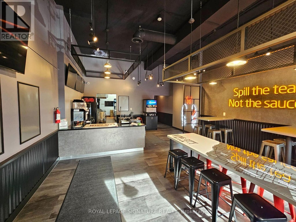 1154 St Clair Avenue W, Toronto (oakwood Village)