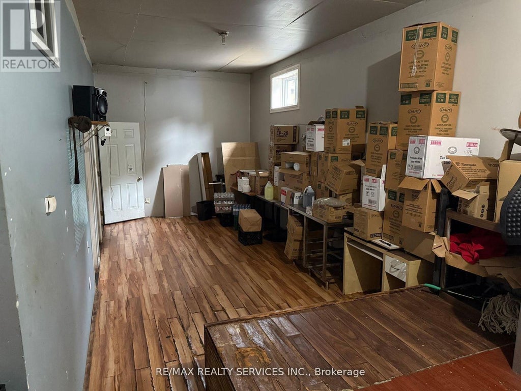 354 Main Street W, Hamilton (strathcona)