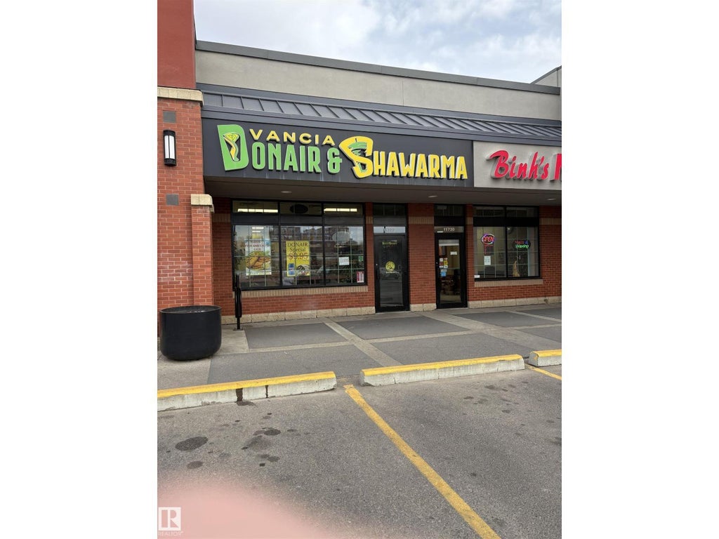 11722 104 Av Nw, Edmonton