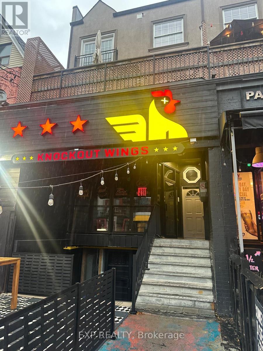 Main - 198 Augusta Avenue, Toronto (kensington-Chinatown)